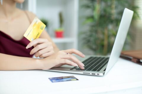 How To Apply For Instant Credit Cards Online?